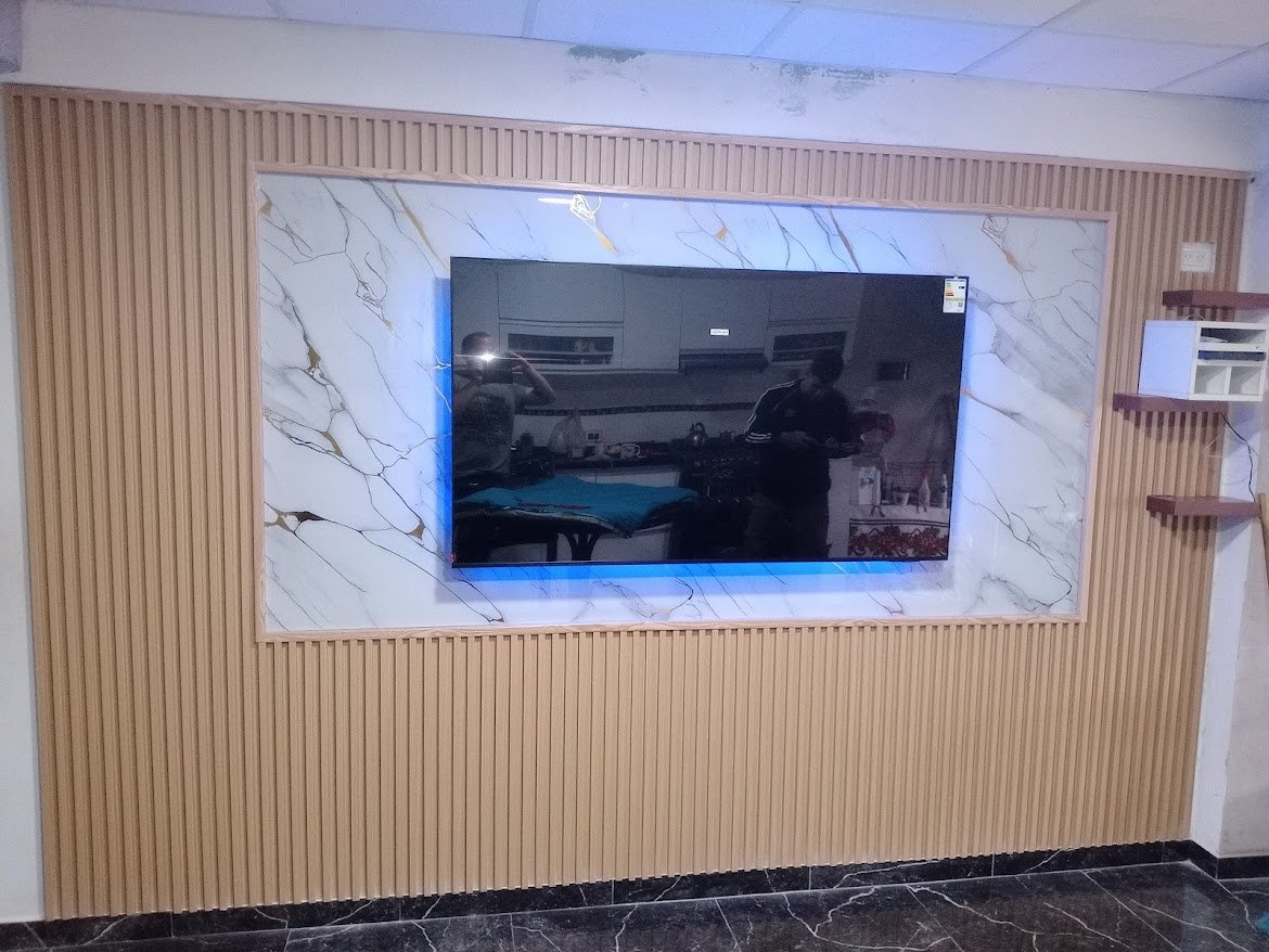 colgar tv pared ladrillo